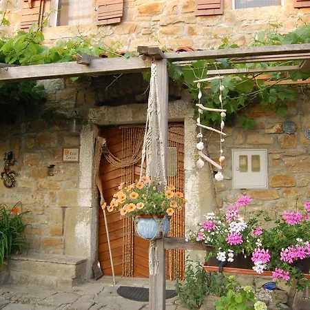 Casa Sarina Momjan
