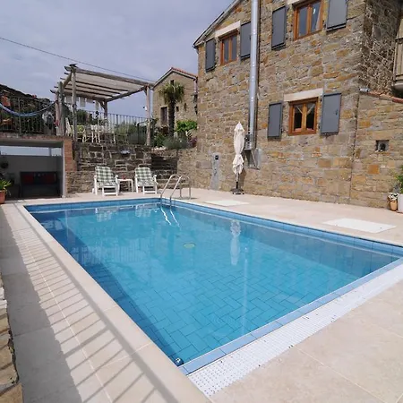 Сasa de vacaciones Casa Sarina